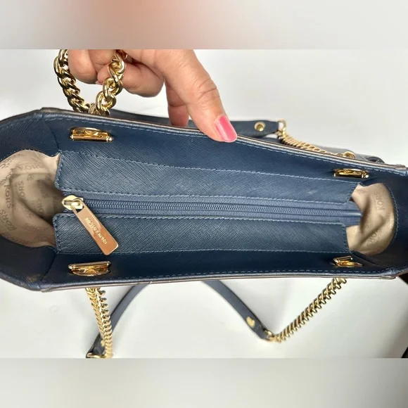 MICHAEL KORS LG CHAIN
SHOULDER TOTE BLUE + WALLET - Picture 6 of 16